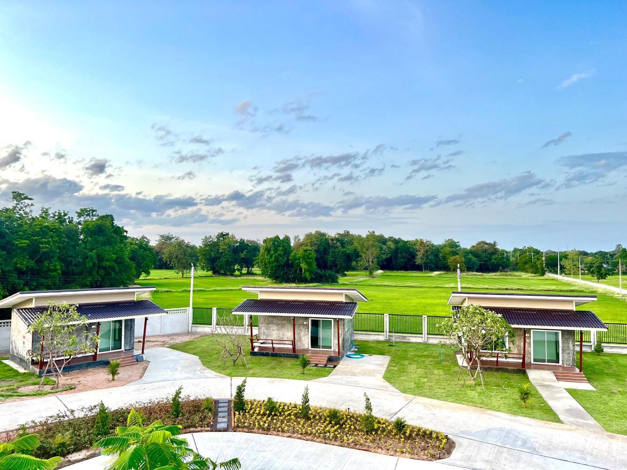 Farm View Resort Uthai Thani Nong Khayang Exterior photo